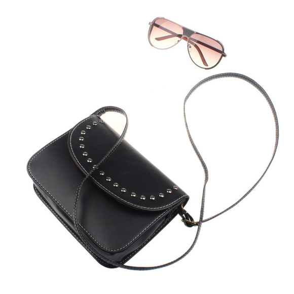 NEW Studded Black Messenger Bag - Picture 5 of 6